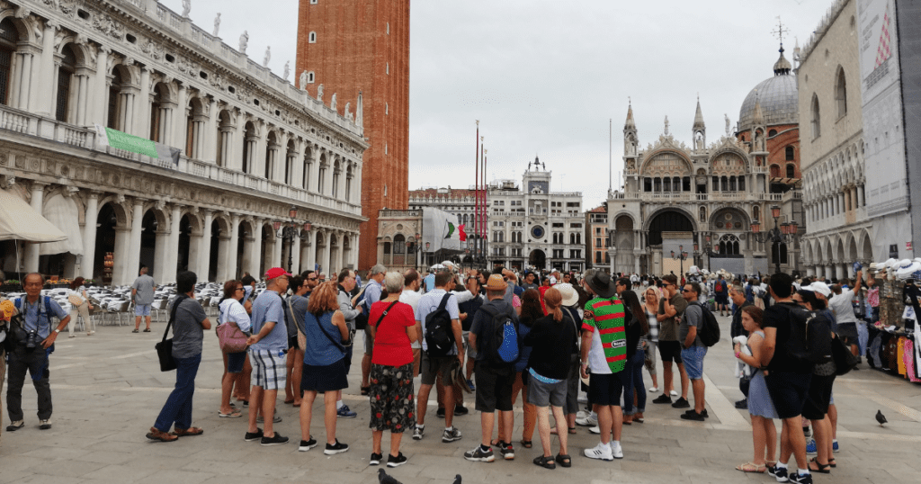 venice walking tour group